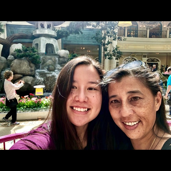 Meet Your Posher, Taylor! - Picture 4 of 5